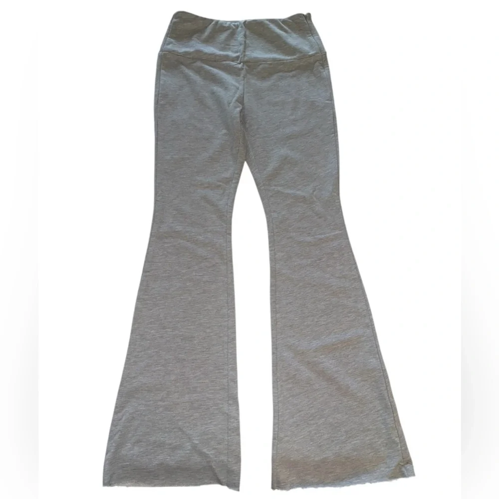 NWT COMMENSE Soft Stretch Side Zip Flare Lounge Pants Frayed Hem Grey Small - Picture 2 of 9